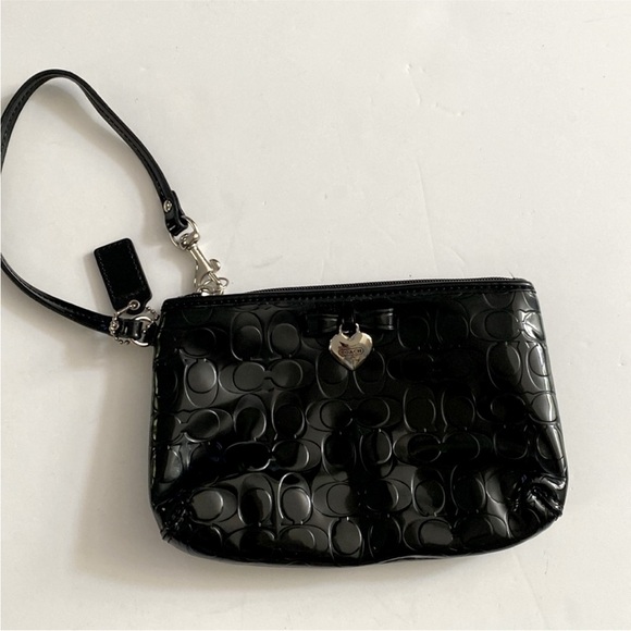 Coach Bag Signature Patent Glossy F49562 Wristlet Pouch Black - Picture 2 of 15